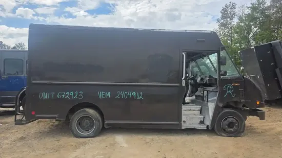 Picture of 2011-workhorse-custom-chassis-w62